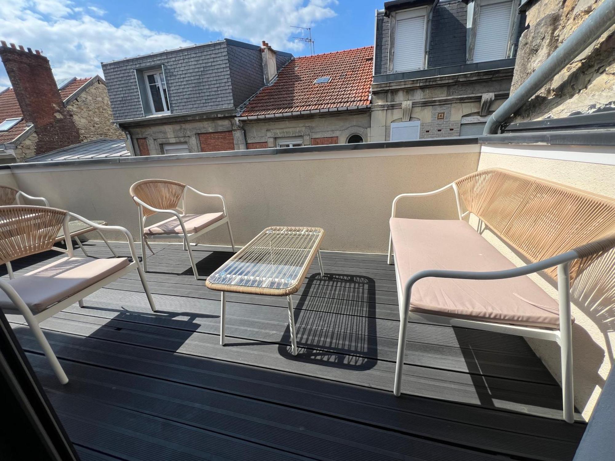 Mm Suites Town House Terrasse Reims Exterior foto